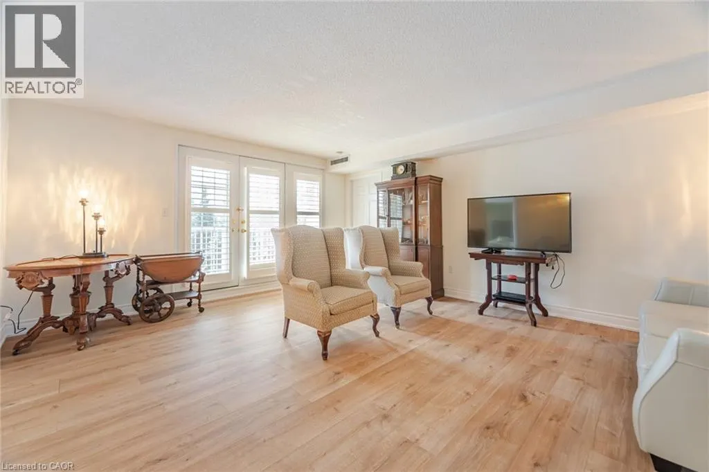 216 W PLAINS Road W Unit# 304, #304