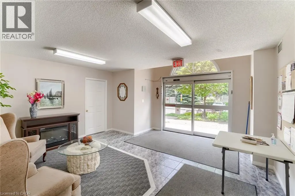 216 W PLAINS Road W Unit# 304, #304
