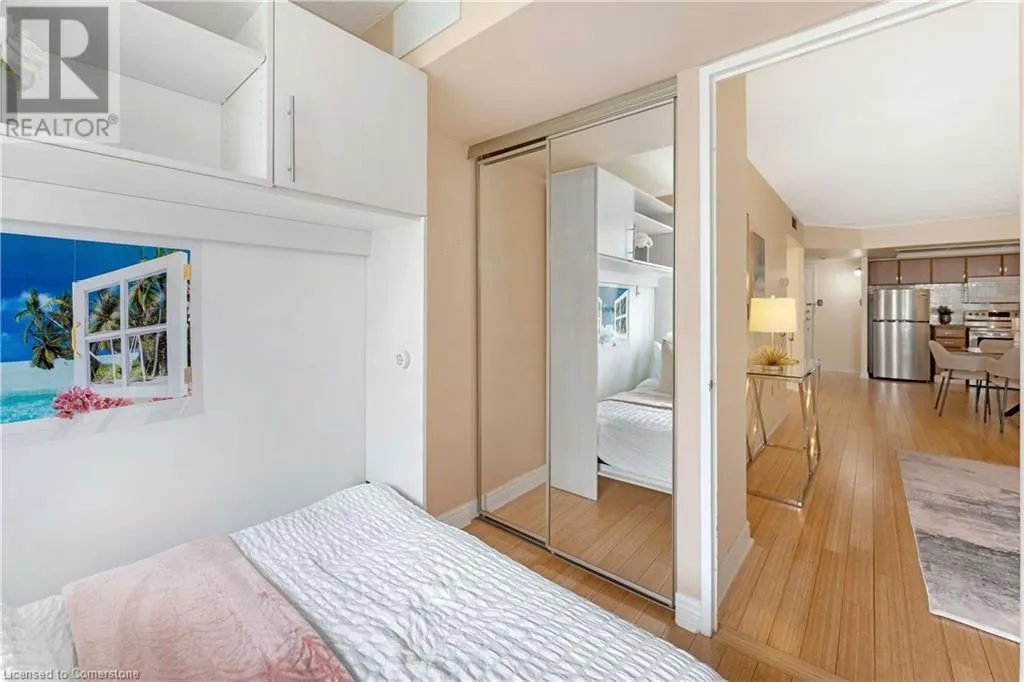 65 SCADDING Avenue Unit# 811, #811