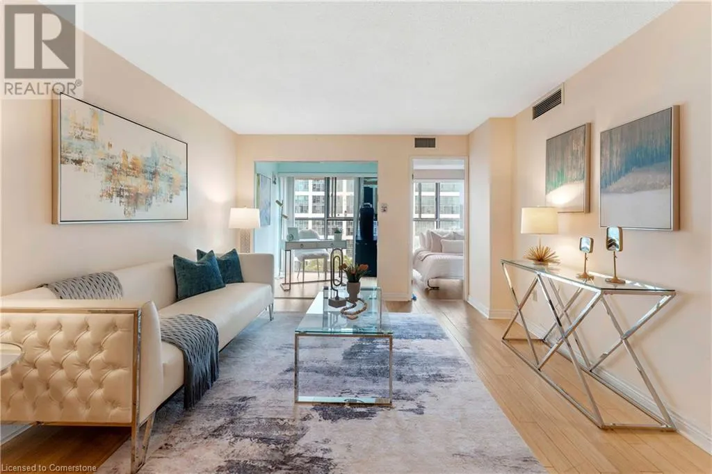 65 SCADDING Avenue Unit# 811, #811