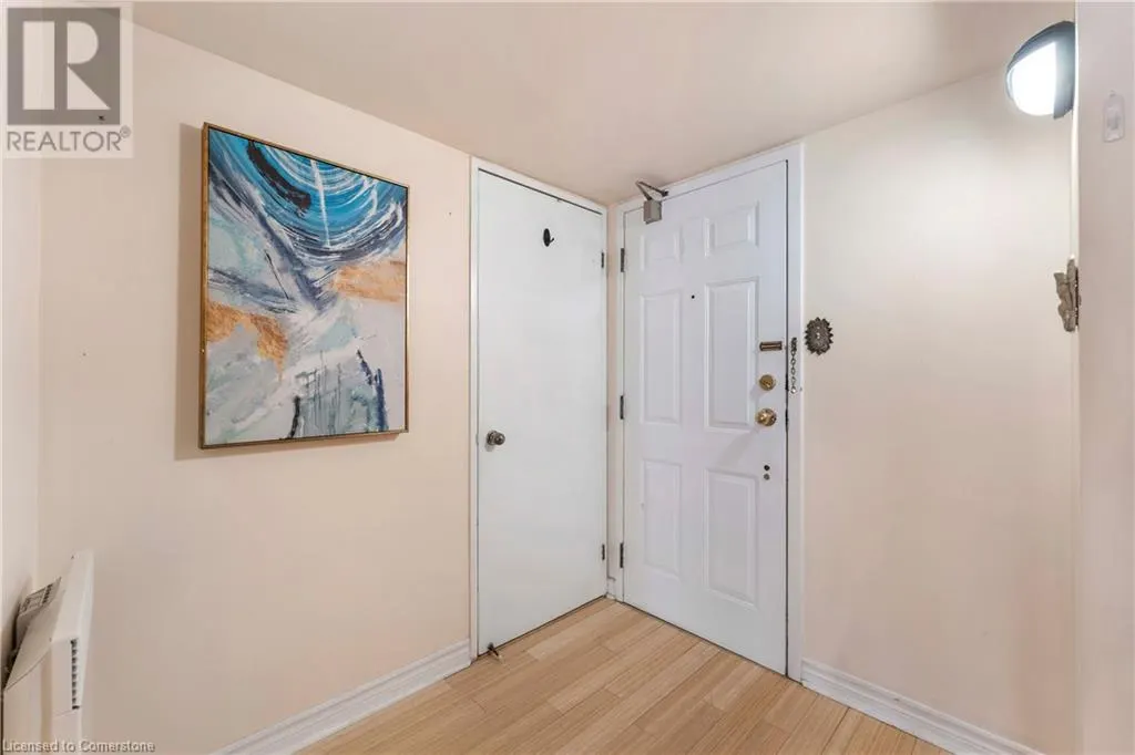 65 SCADDING Avenue Unit# 811, #811