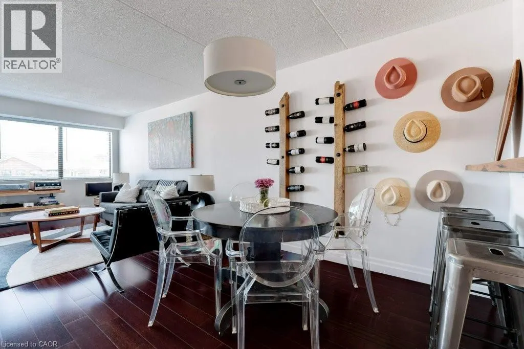 100 BRONTE Road Unit# 214, #214