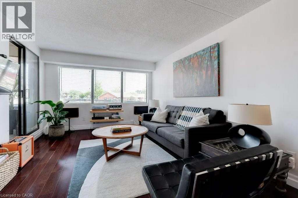 100 BRONTE Road Unit# 214, #214