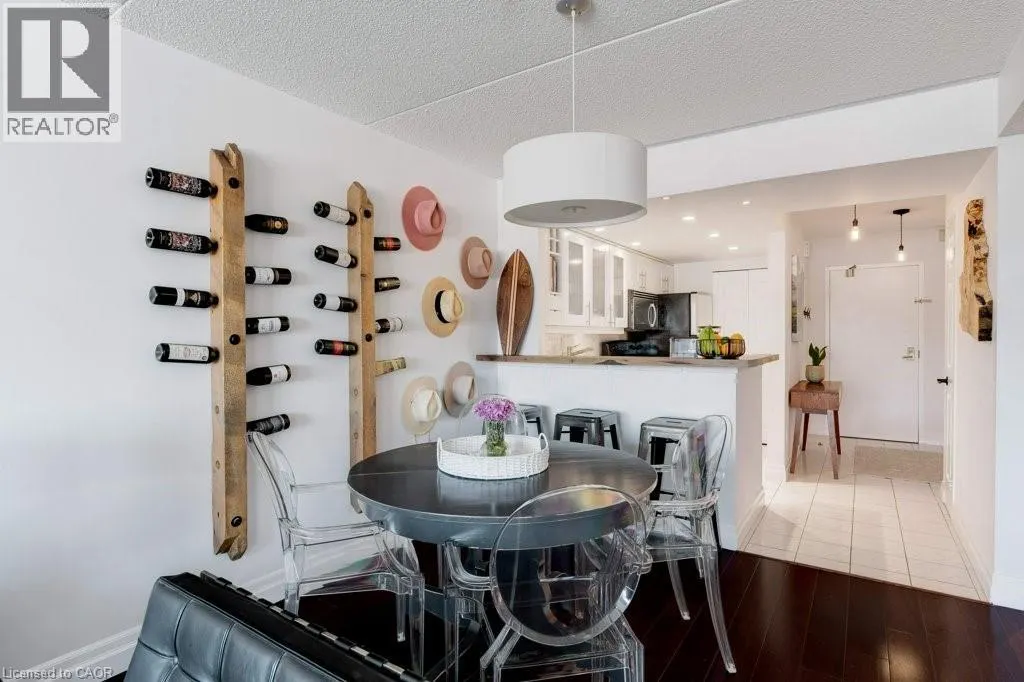 100 BRONTE Road Unit# 214, #214