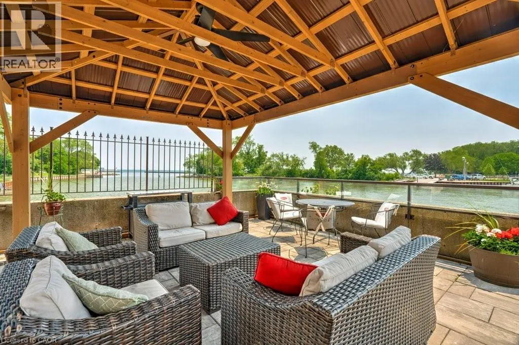 100 BRONTE Road Unit# 214, #214