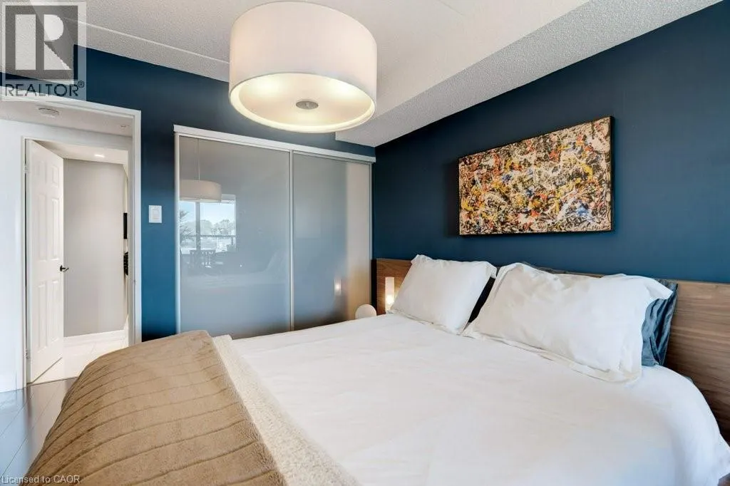 100 BRONTE Road Unit# 214, #214