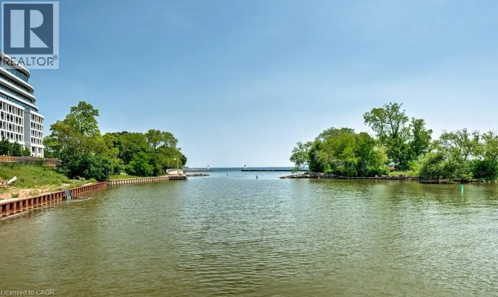 100 BRONTE Road Unit# 214, #214