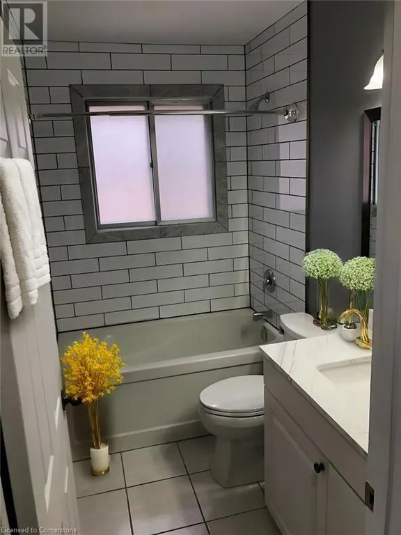 8 FRONTENAC Avenue Unit# 1, #1