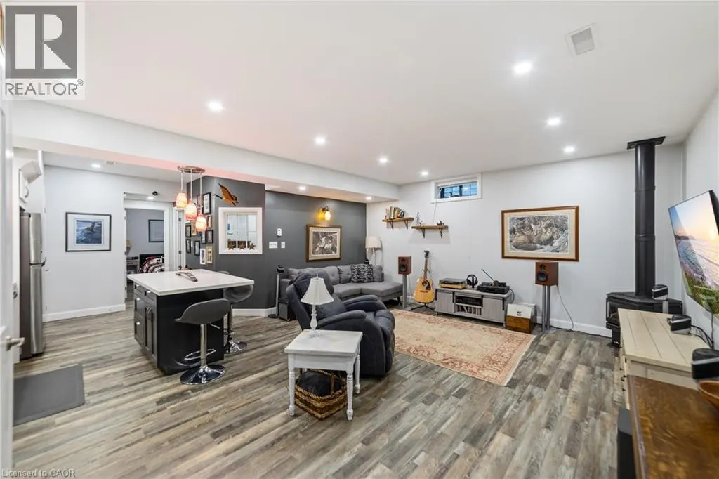 515 HAMILTON Drive