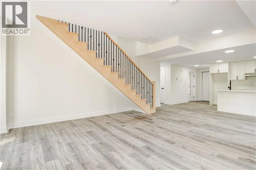6701 THOROLD STONE Road Unit# 8, #8