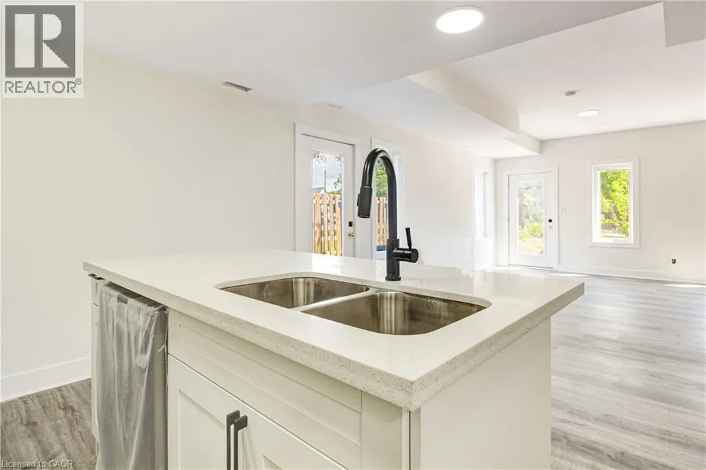 6701 THOROLD STONE Road Unit# 8, #8