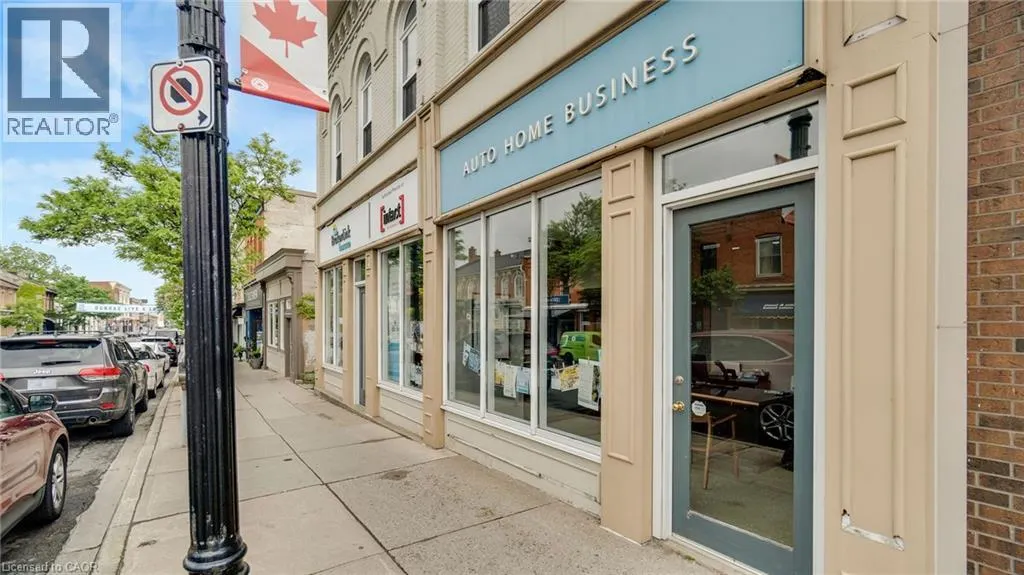 66 KING Street W