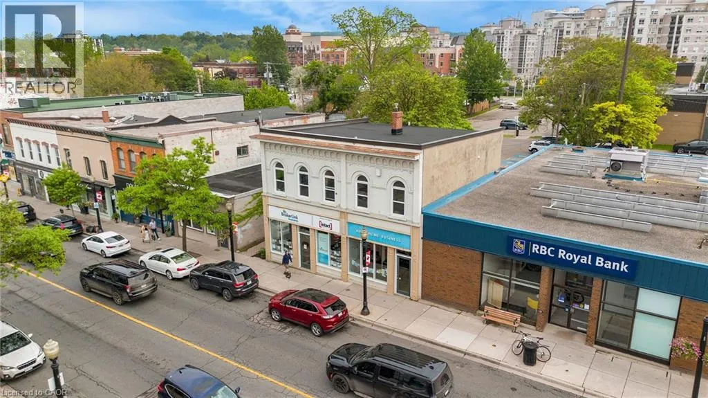 66 KING Street W