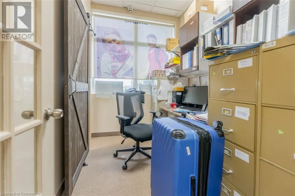 450 BRONTE Street S Unit# 203, #203