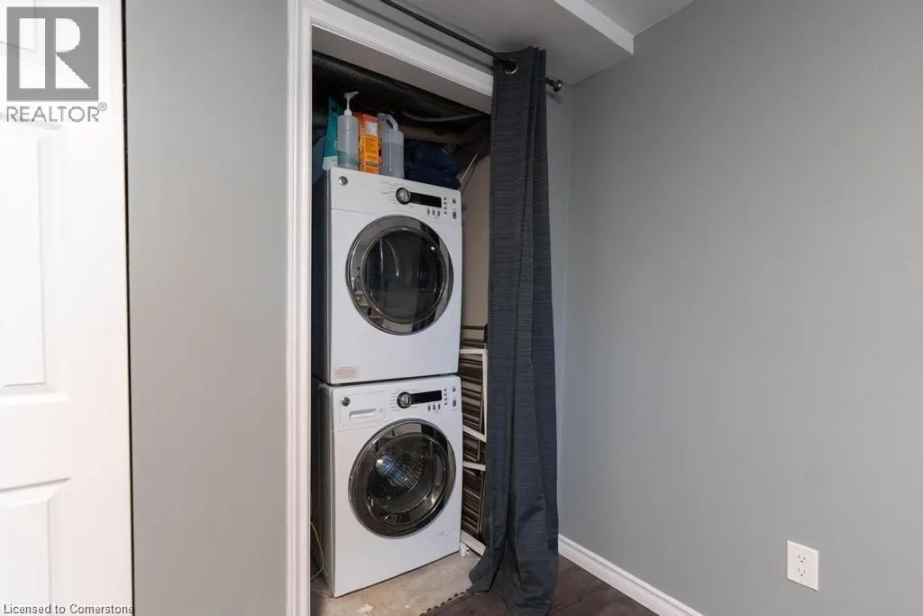 14 YORKDALE Crescent Unit# B, #B