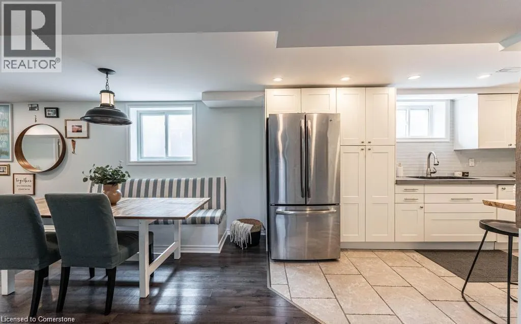 14 YORKDALE Crescent Unit# B, #B