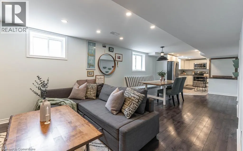 14 YORKDALE Crescent Unit# B, #B