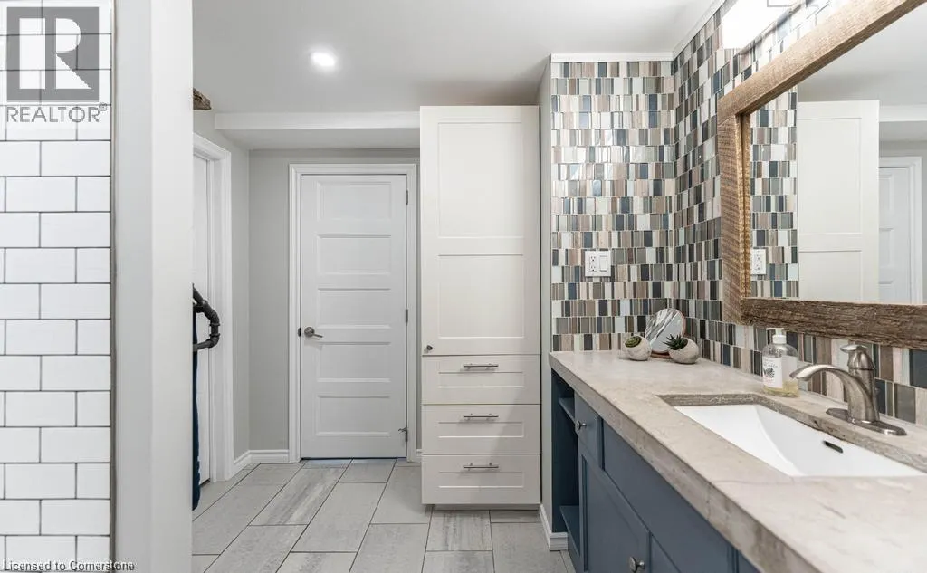 14 YORKDALE Crescent Unit# B, #B