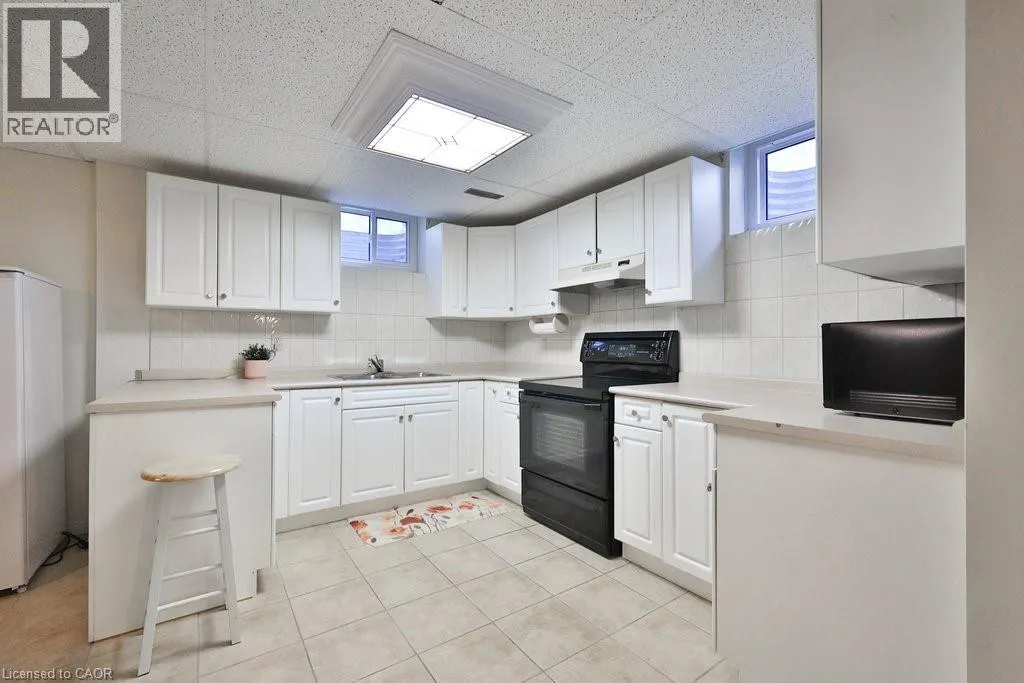 542 HAMBLING Court