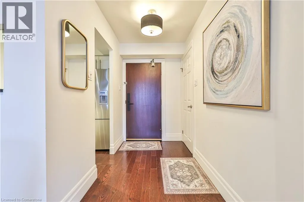 185 ROBINSON Street Unit# 404, #404