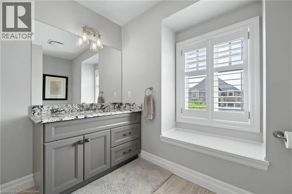 546 MANOR RIDGE Crescent