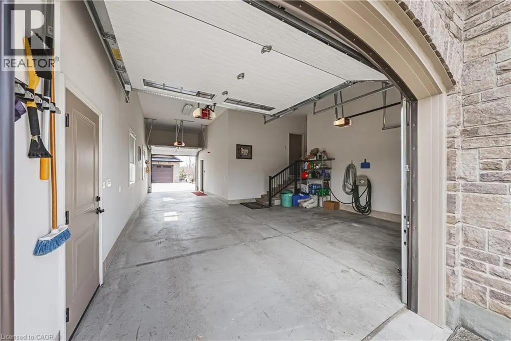 221 GLOVER Road