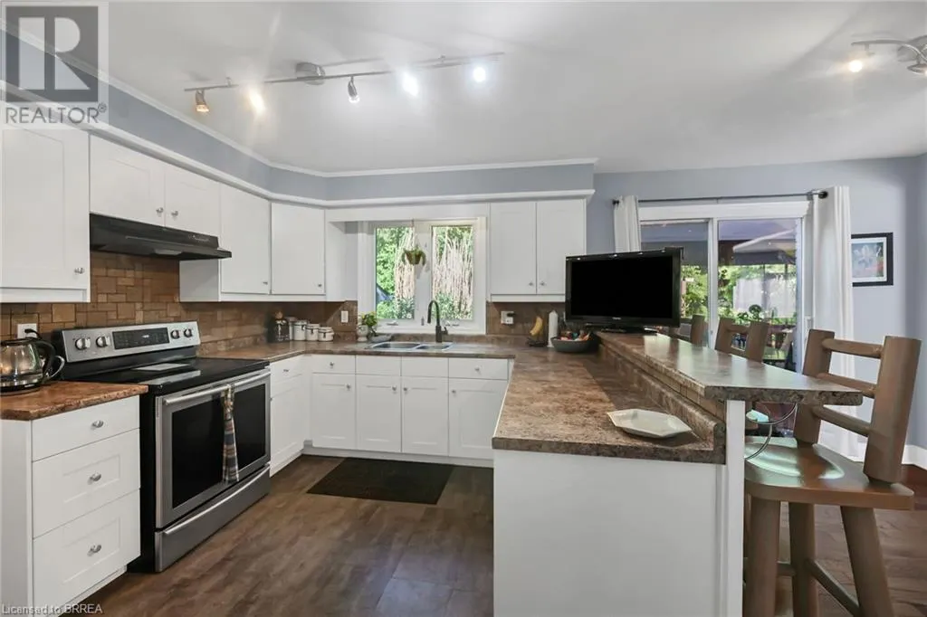56 FORSYTHE Avenue