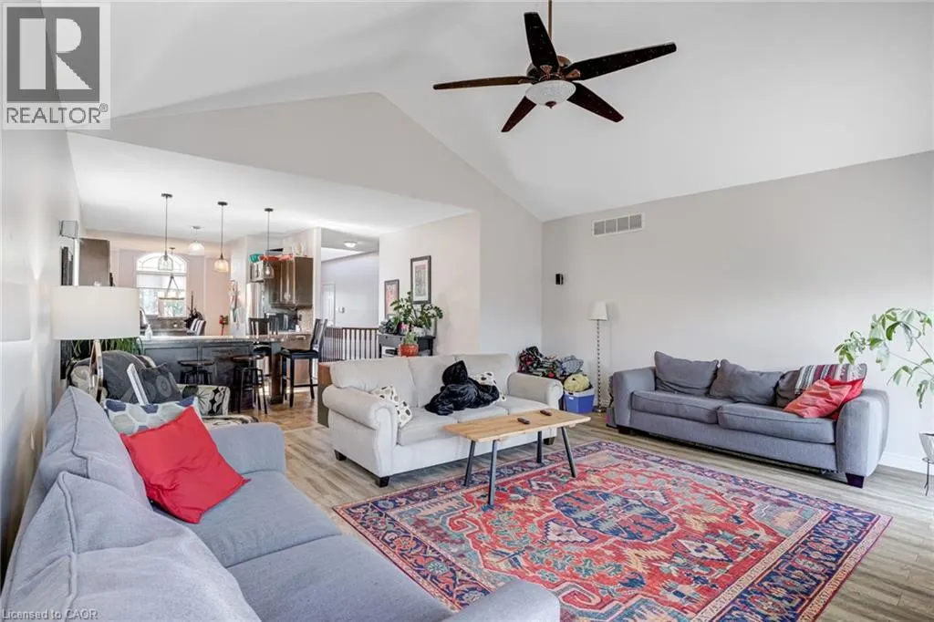 91 CANDLEWOOD Drive