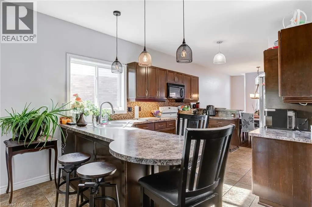 91 CANDLEWOOD Drive