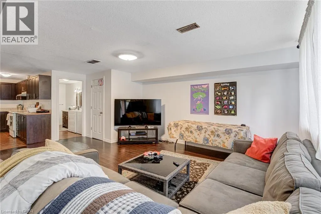 91 CANDLEWOOD Drive