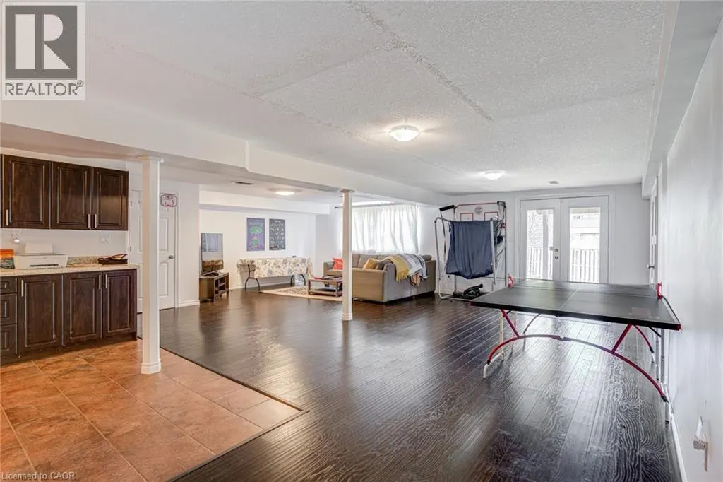 91 CANDLEWOOD Drive