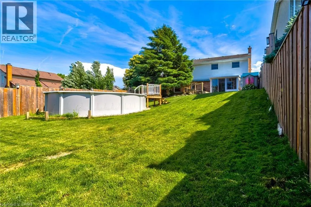 10 GLEN ABBEY Court