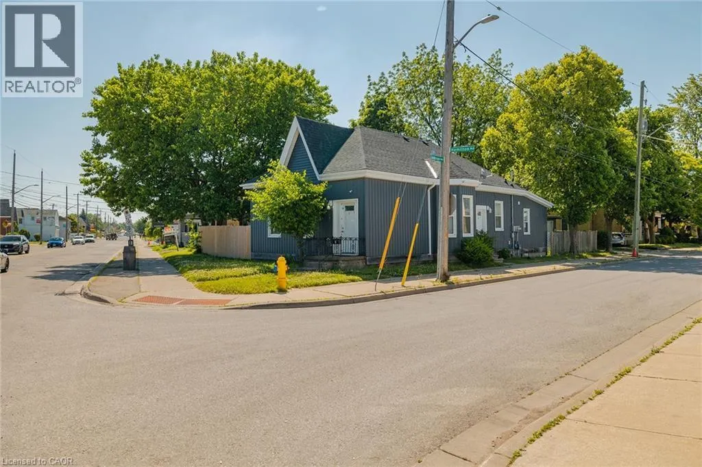445 HAMILTON Road