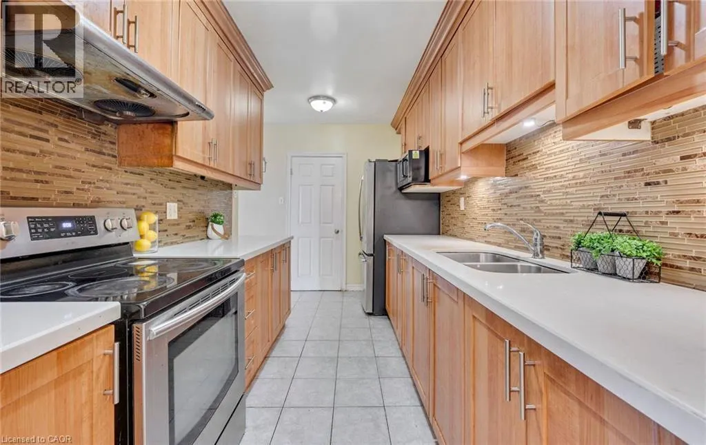3025 QUEEN FREDERICA Drive Unit# 201, #201