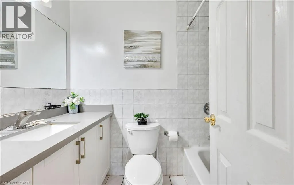 3025 QUEEN FREDERICA Drive Unit# 201, #201