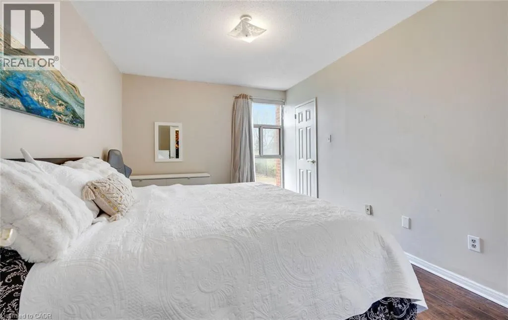 3025 QUEEN FREDERICA Drive Unit# 201, #201