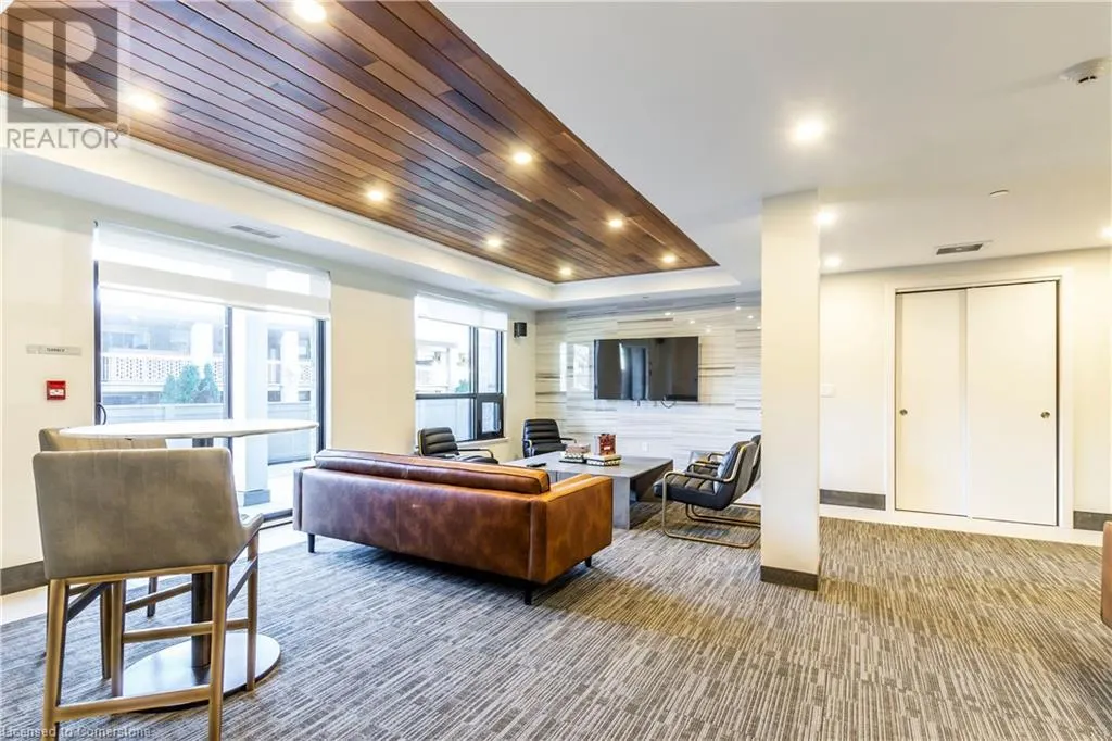 340 PLAINS Road E Unit# 611, #611