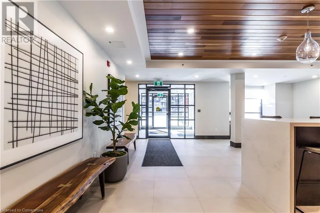 340 PLAINS Road E Unit# 611, #611