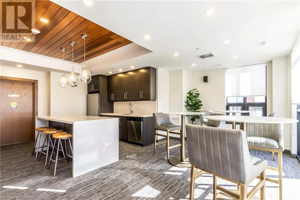340 PLAINS Road E Unit# 611, #611