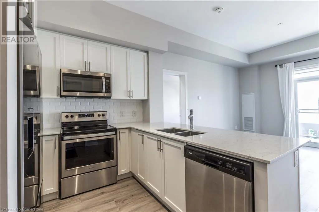 340 PLAINS Road E Unit# 611, #611