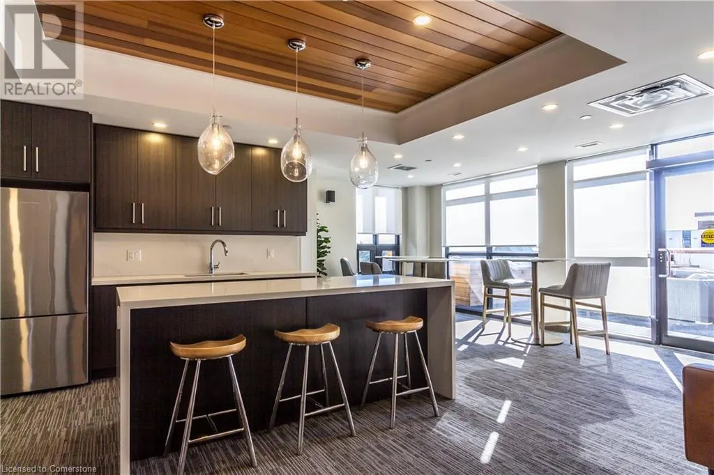 340 PLAINS Road E Unit# 611, #611