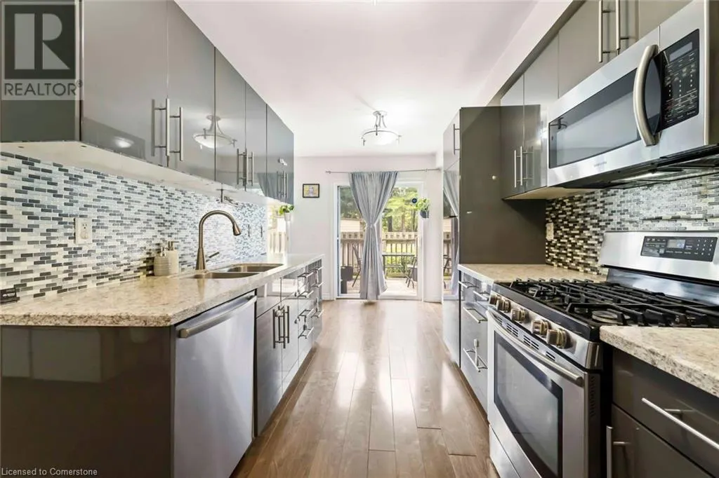 9 LAKESHORE Road Unit# 2, #2