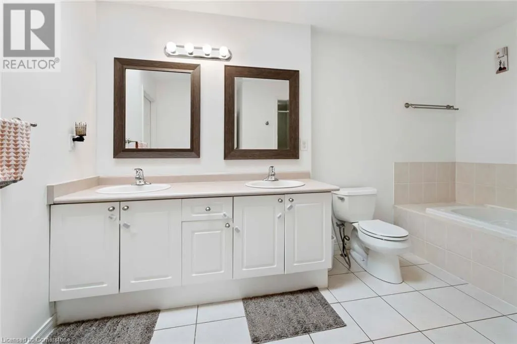 9 LAKESHORE Road Unit# 2, #2
