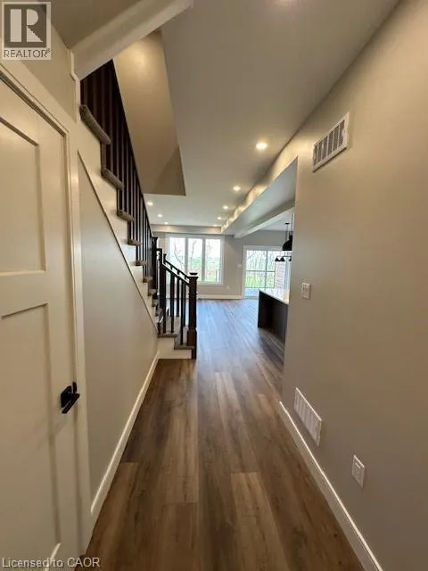40 WALKER Road Unit# 25, #25