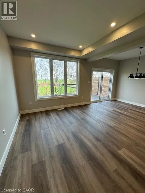 40 WALKER Road Unit# 25, #25