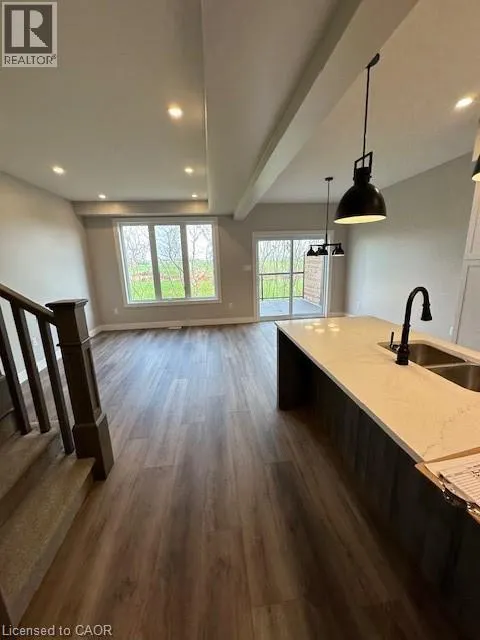 40 WALKER Road Unit# 25, #25