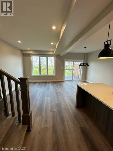 40 WALKER Road Unit# 25, #25