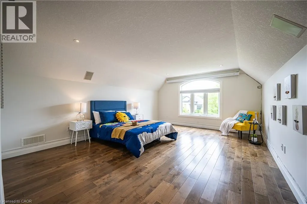 39 EARLSCOURT Terrace