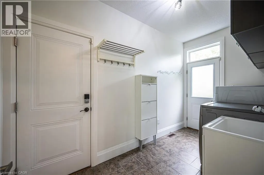 39 EARLSCOURT Terrace