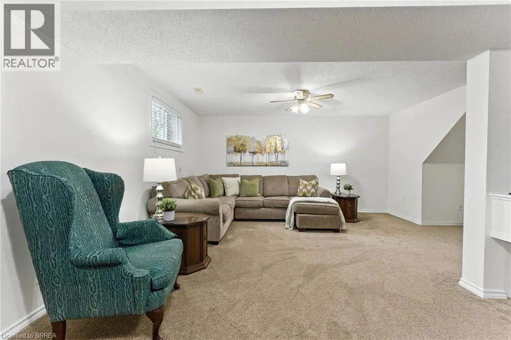 4 BRANLYN Crescent